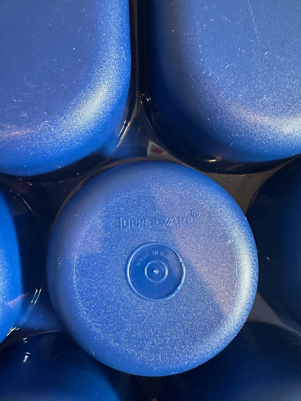 Tupperware | Blue & White Serving Center - Picture 5 of 8